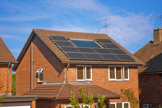 100 % erneuerbare Energie für Neubauten bis 2030 – Neuer EU-Gebäudevorschlag würde Solaranlagen beschleunigen